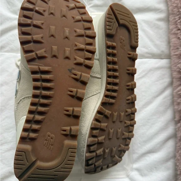 New Balance White and Blue Athletic Shoes - Picture 7 of 7